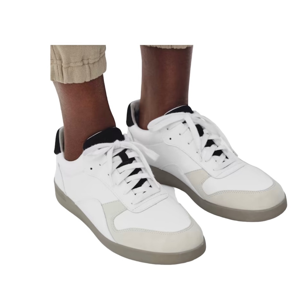 Everlane Releather Court Sneakers color White/Smoke size W9M7